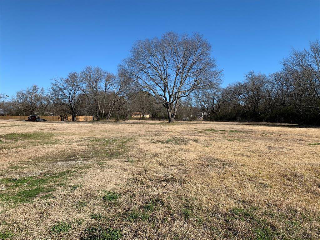 329 E Greenville Street, Alba, TX 75410