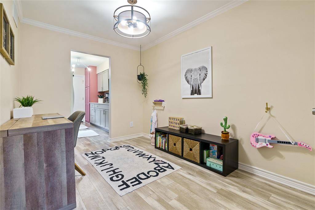 7707 Meadow Park Drive #112, Dallas, TX 75230