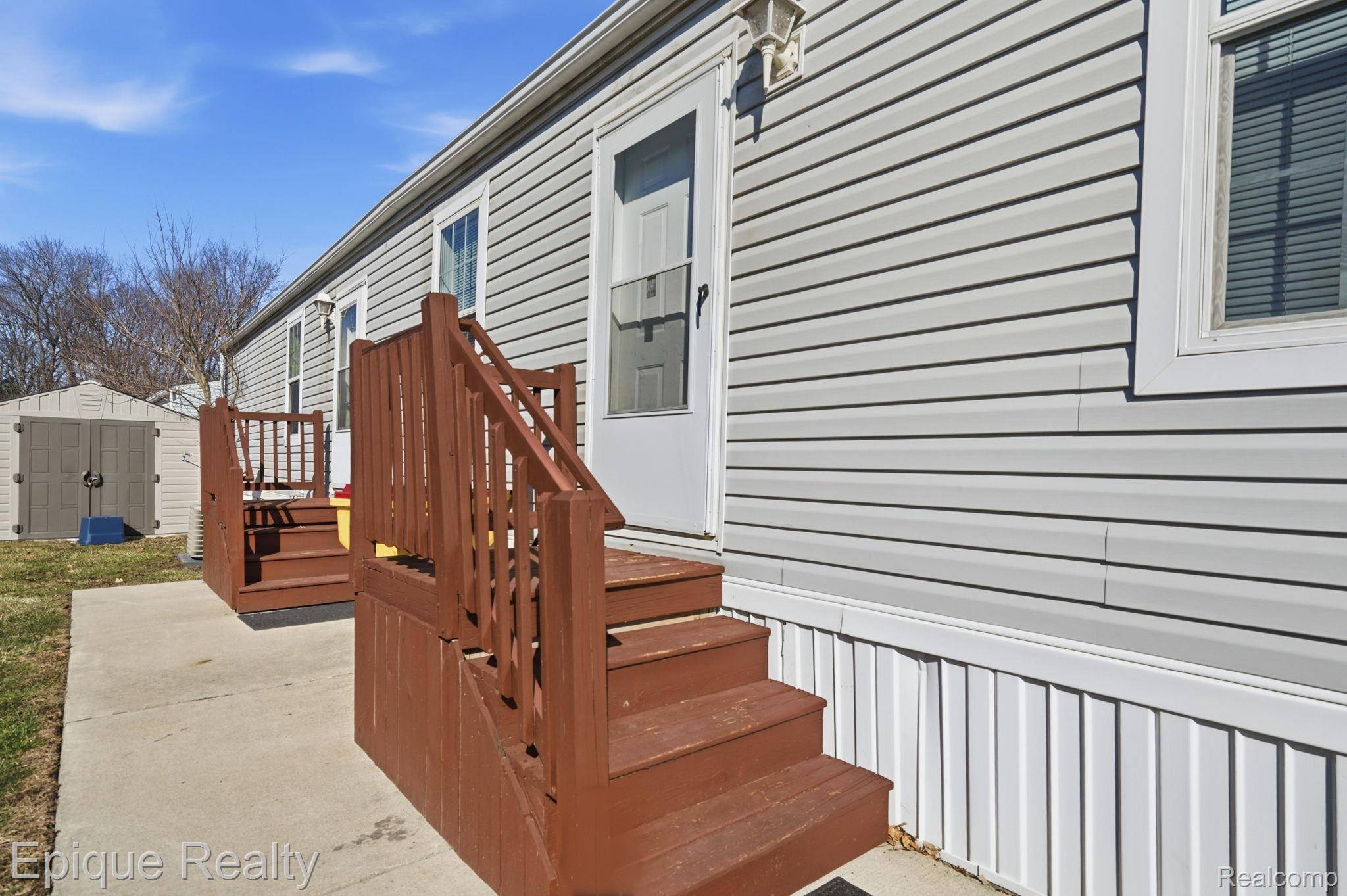 16031 Beech Daly RD, Taylor, MI 48180