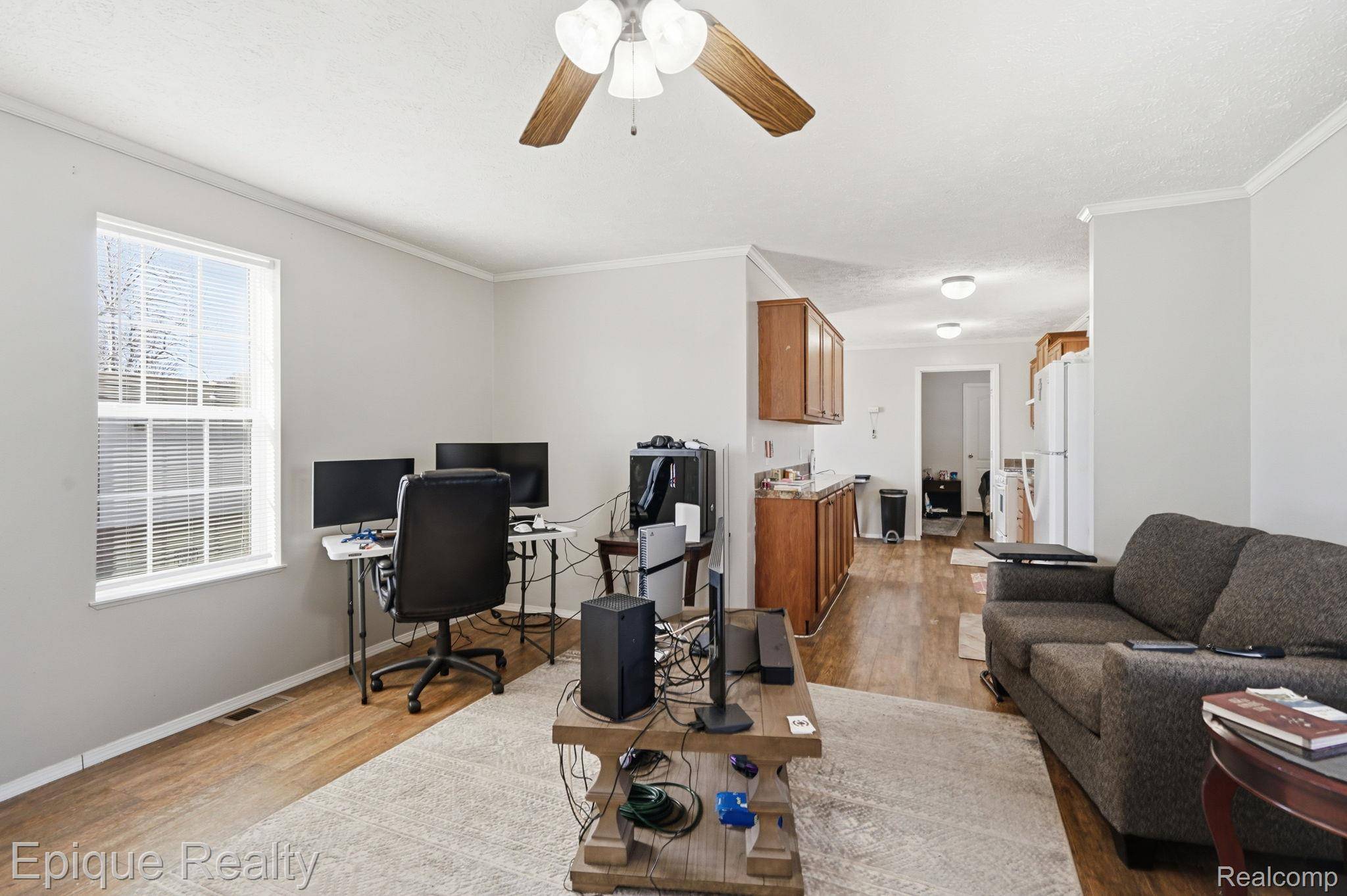 16031 Beech Daly RD, Taylor, MI 48180