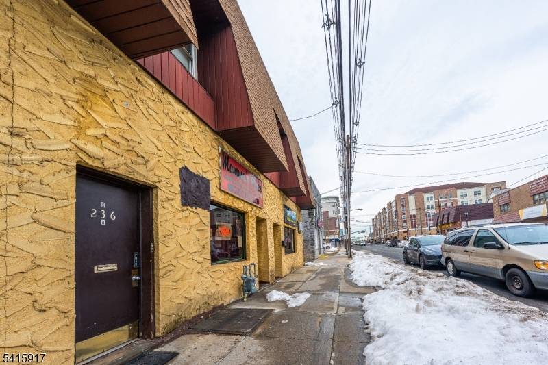236 S Wood Ave, Linden City, NJ 07036