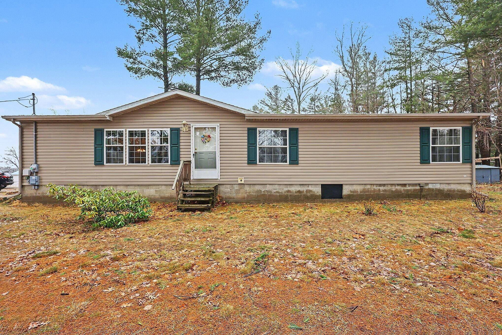 1799 N Lakeview DR, Golden Twp, MI 49436