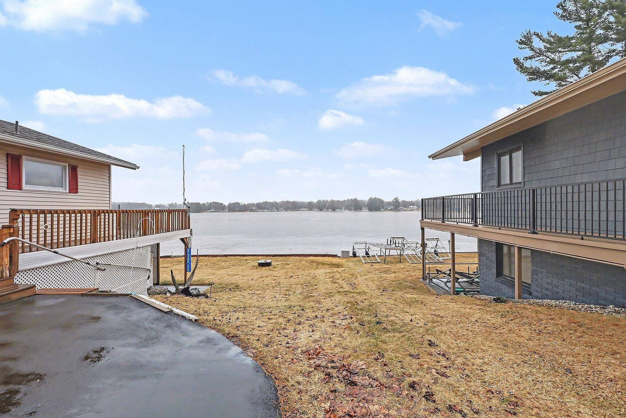1799 N Lakeview DR, Golden Twp, MI 49436