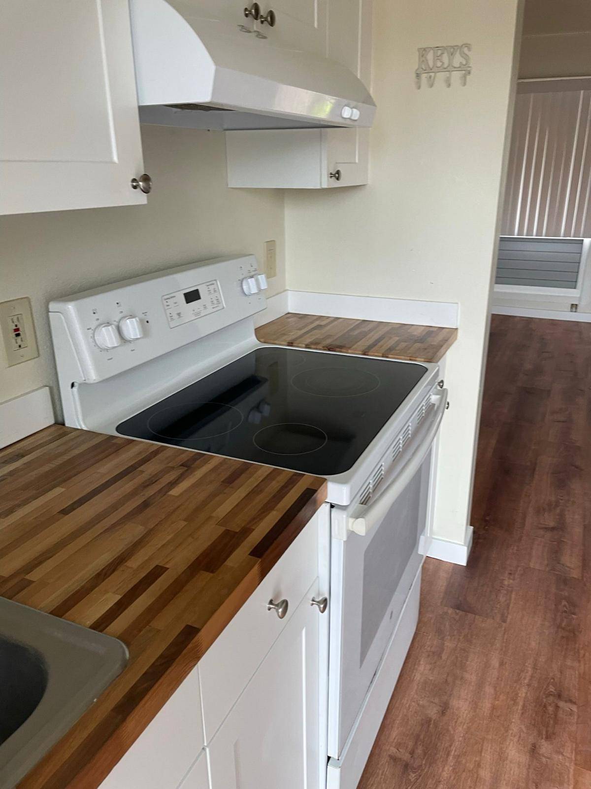 4461 KAMOA RD #D12, Kapaa, HI 96746