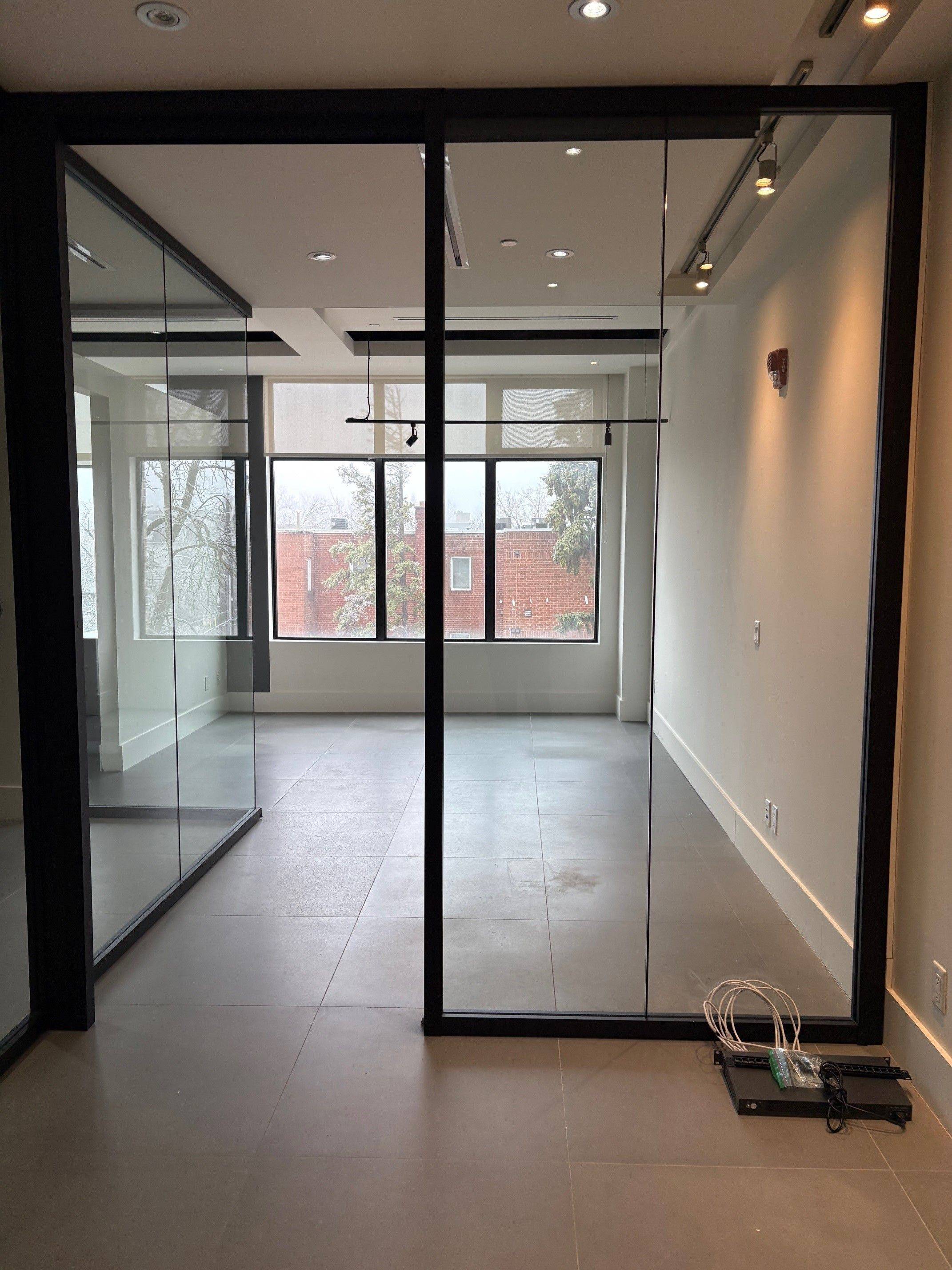 10376 Yonge ST #307, Richmond Hill, ON L4C 3B8