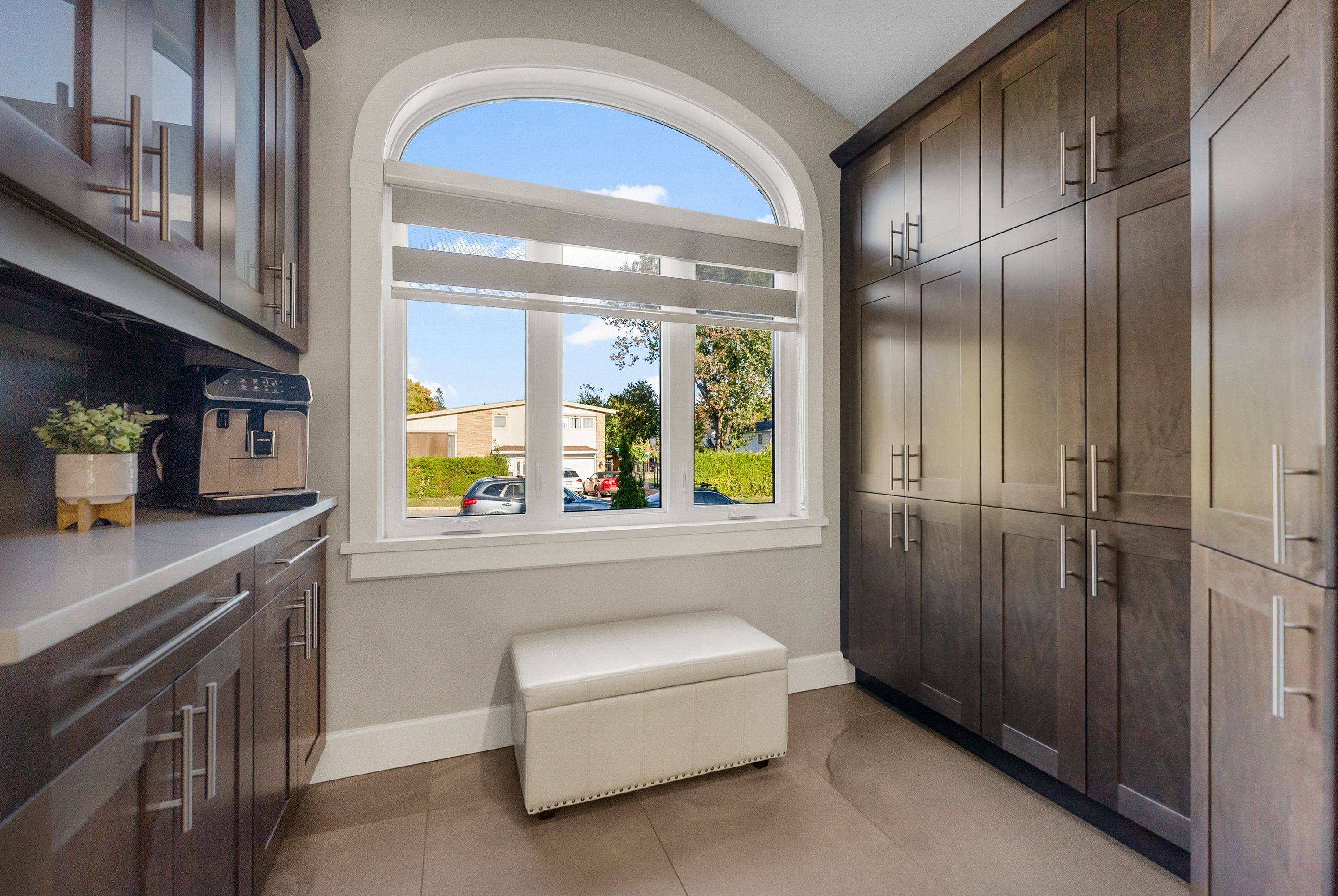 1813 Elmridge DR, Beacon Hill North - South And Area, ON K1J 6S3