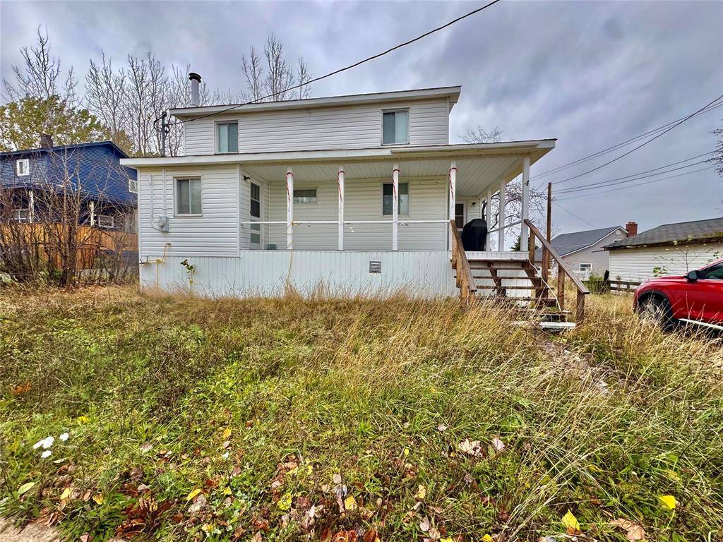 4 Quinton Street, Lewisporte, NL A0G 3A0