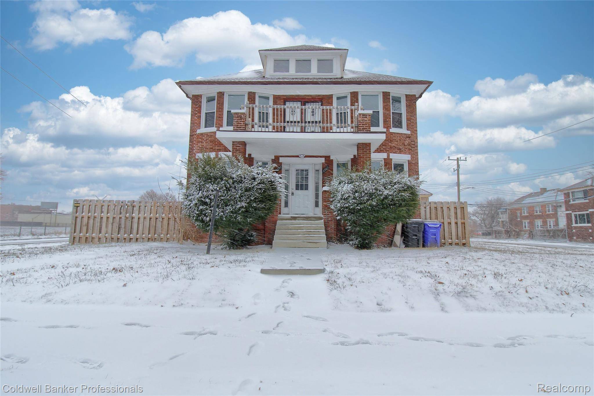 4899 Hillsboro ST, Detroit, MI 48204