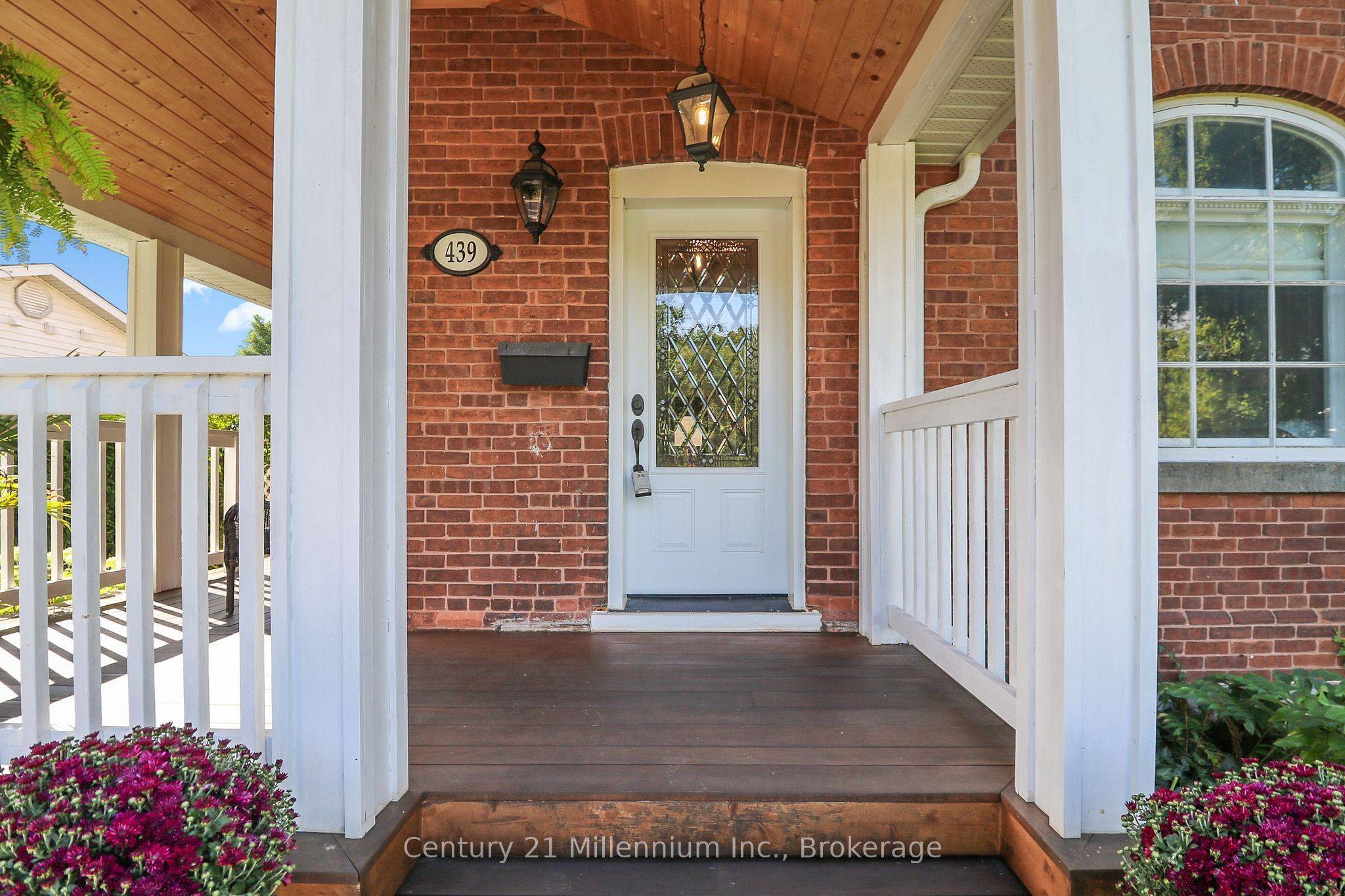 439 Birch ST, Collingwood, ON L9Y 2W4