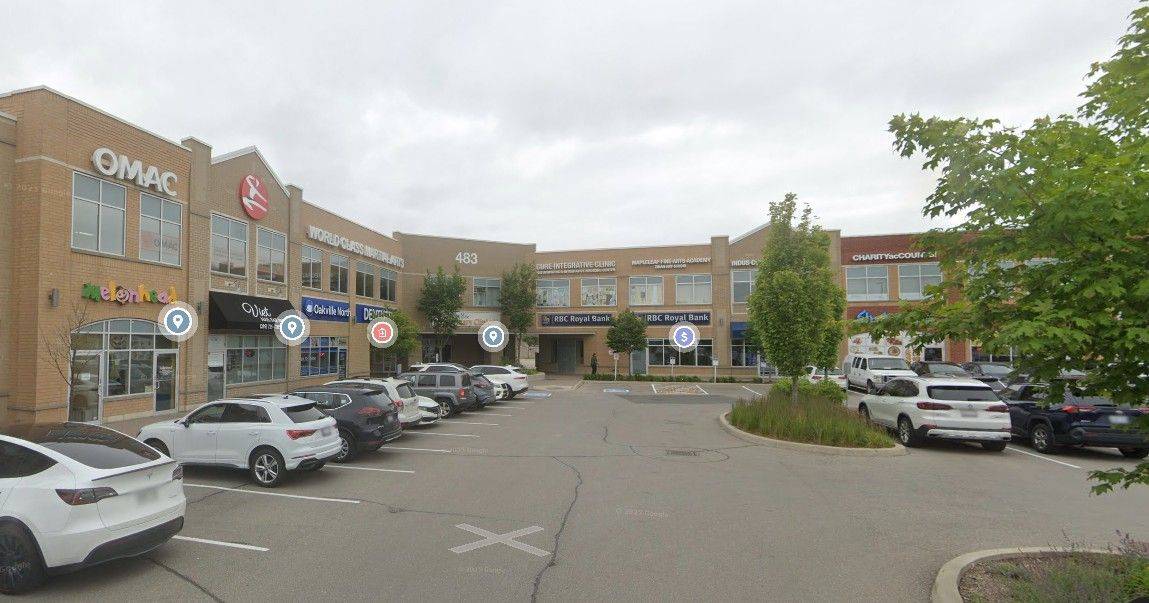 483 Dundas ST #211, Oakville, ON L2M 4M2