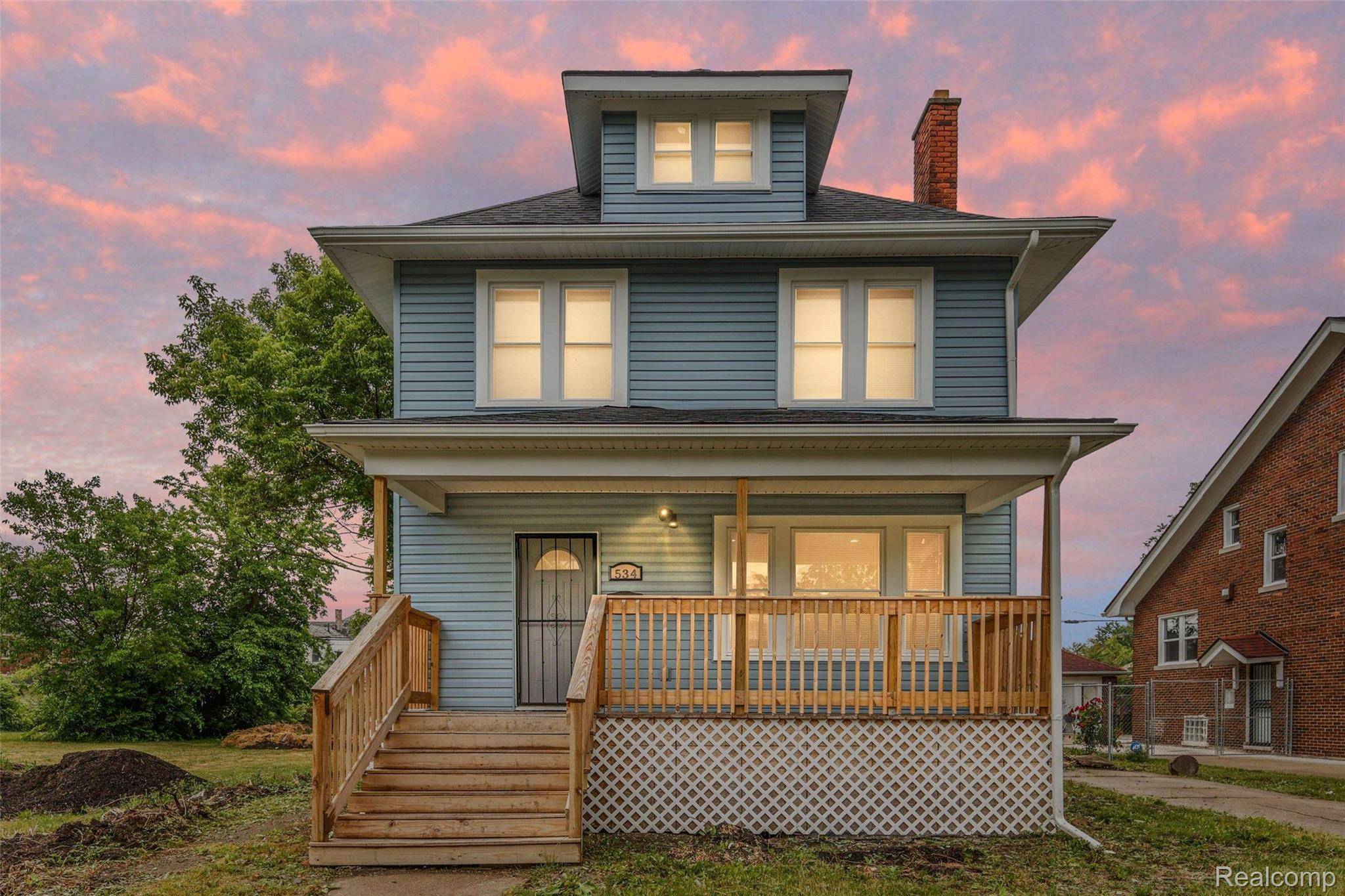 534 Trowbridge ST, Detroit, MI 48202