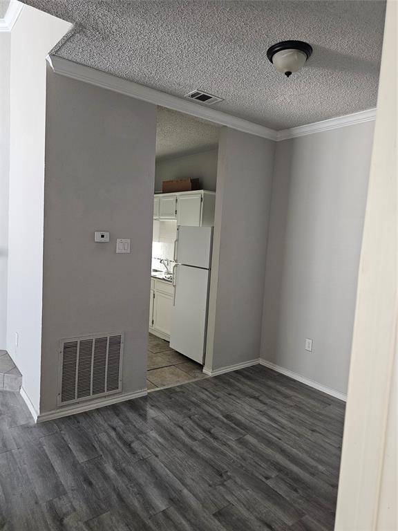 9600 Royal Lane #716, Dallas, TX 75243