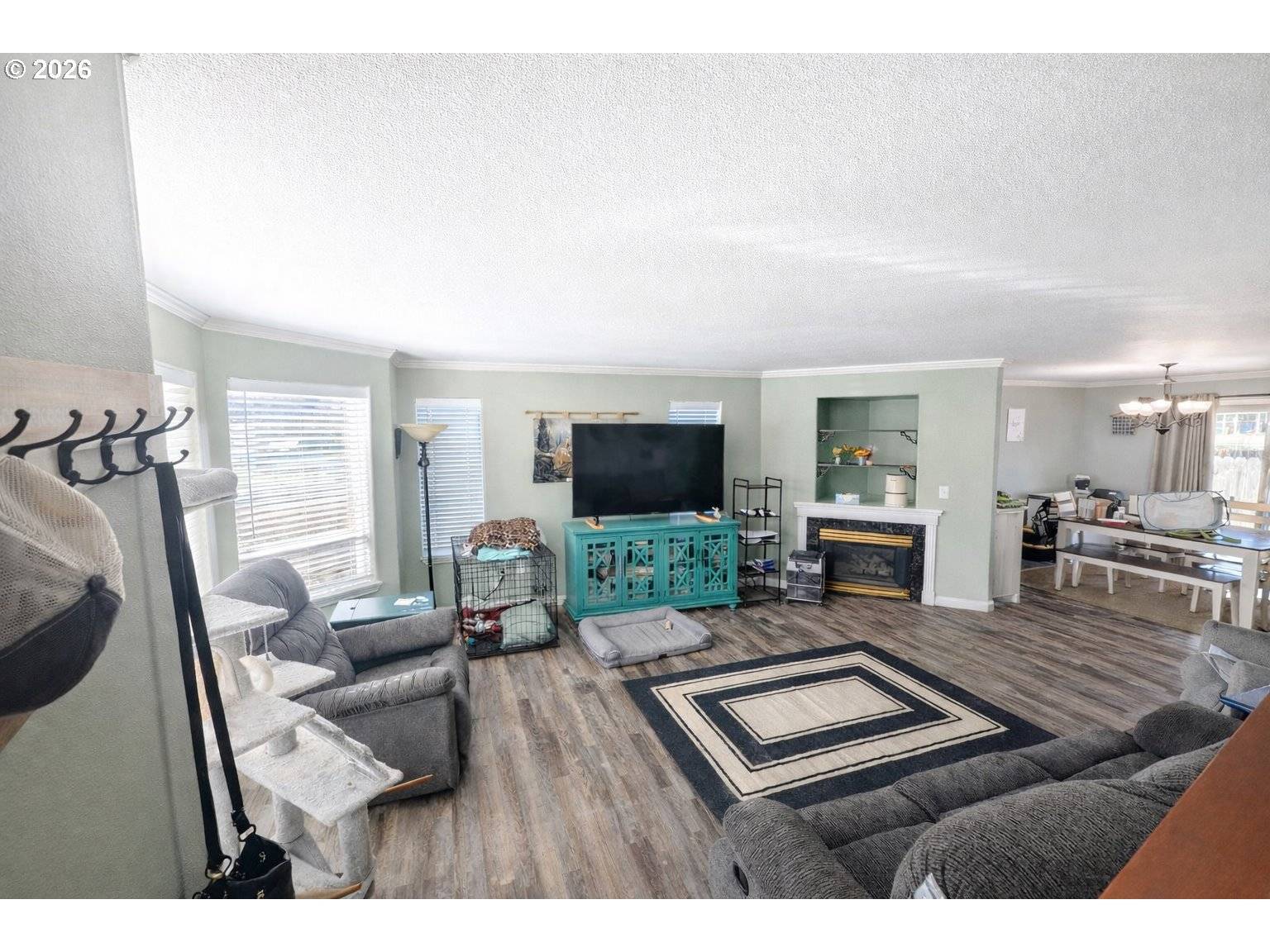 202 NE RIFLE RANGE ST #6, Roseburg, OR 97470