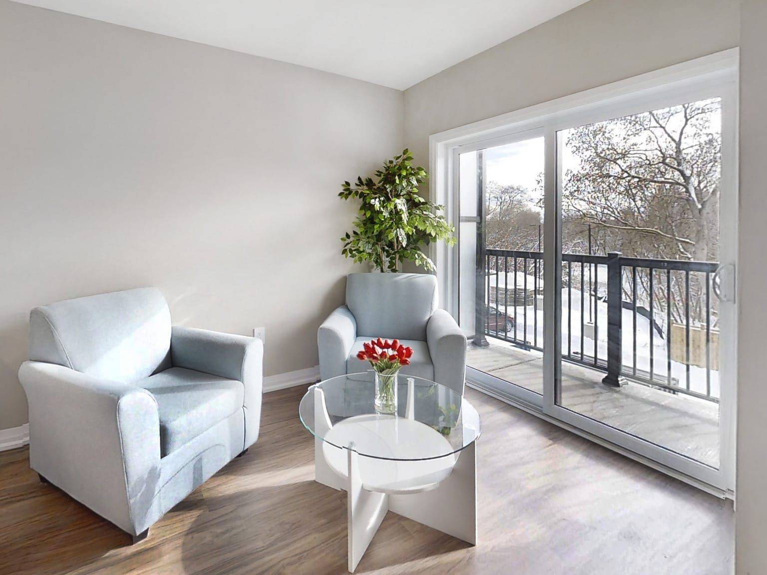 77 William ST N #305, Kawartha Lakes, ON K9V 4A2