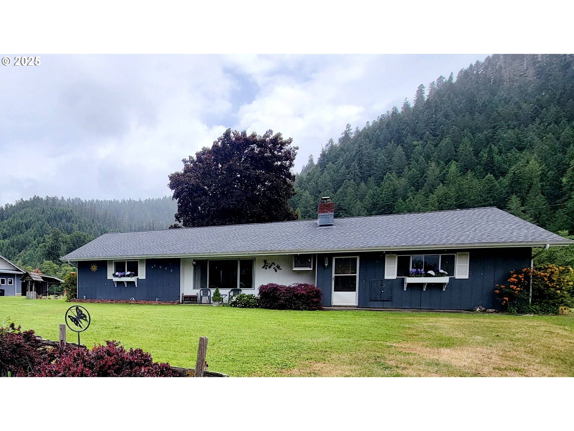 2965 S MYRTLE RD, Myrtle Creek, OR 97457