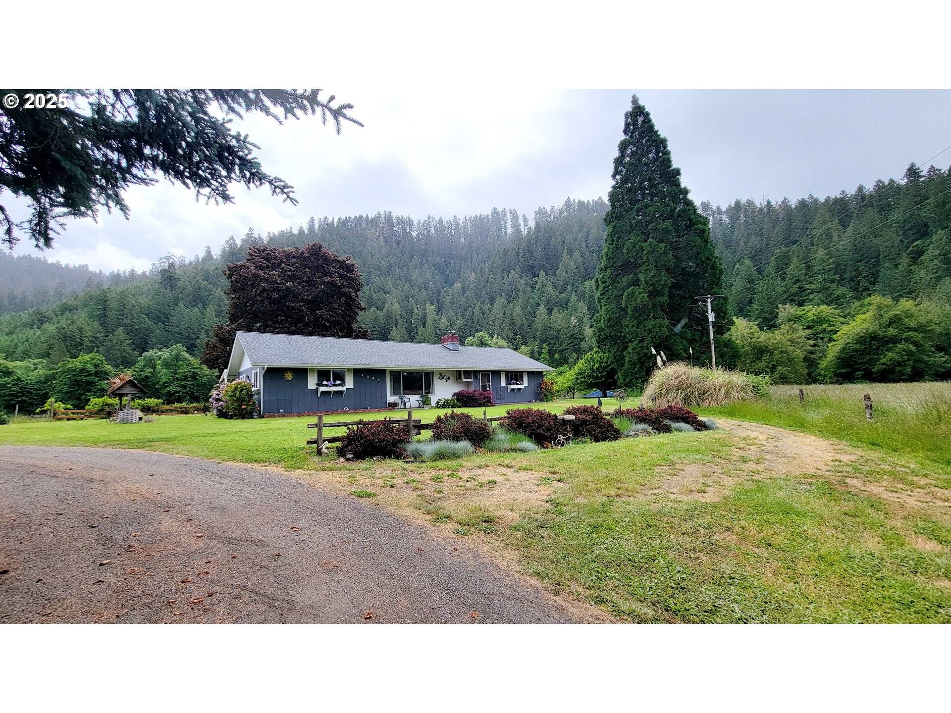 2965 S MYRTLE RD, Myrtle Creek, OR 97457