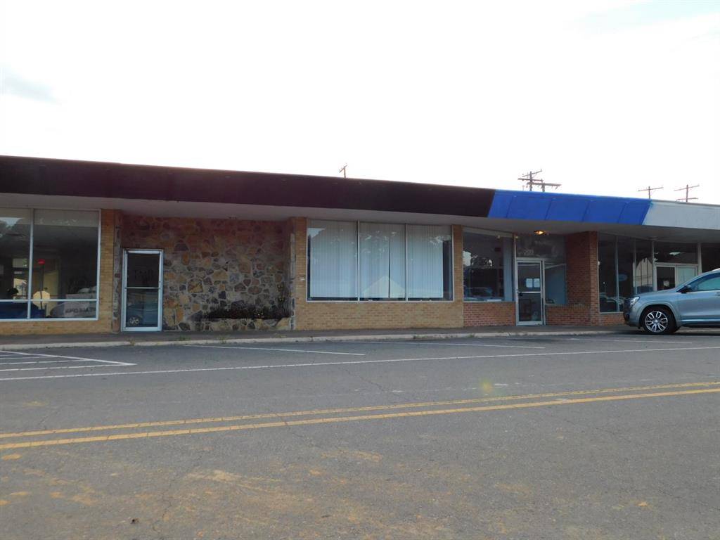 200 NE 1st Street, Springhill, LA 71075