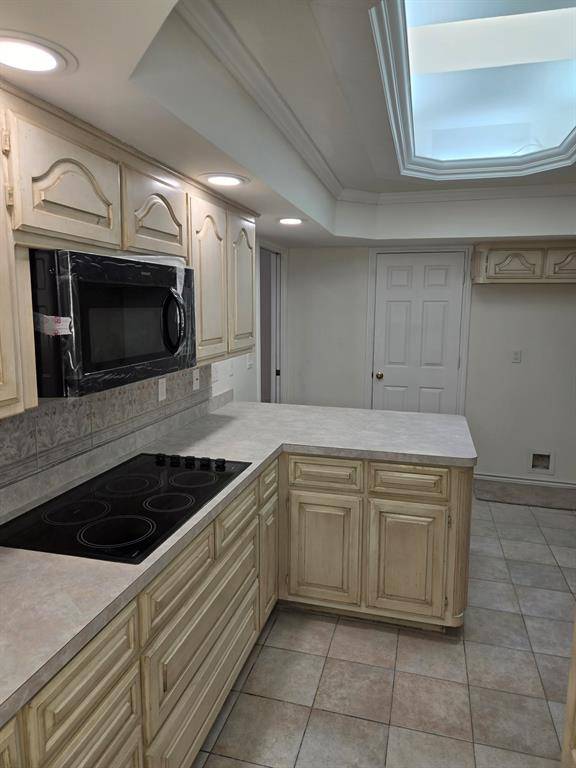 6572 McCart Avenue, Fort Worth, TX 76133