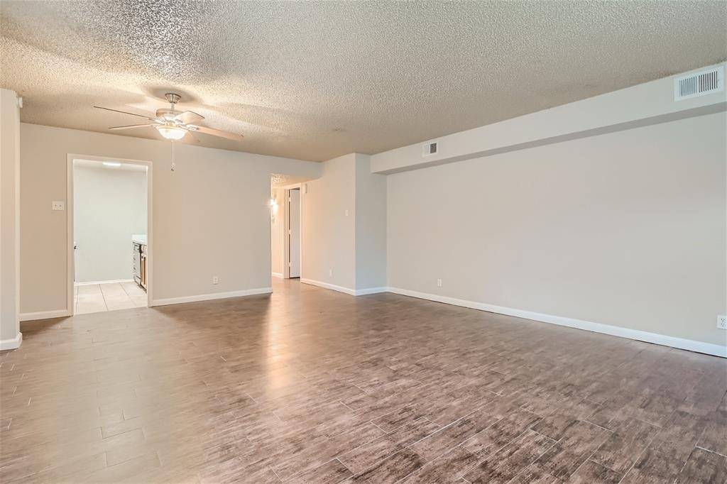 806 Prairie Creek Drive, Princeton, TX 75407