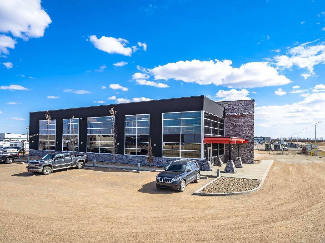5531 70 AVE #2nd Floor, Lloydminster, AB T9V 3N6