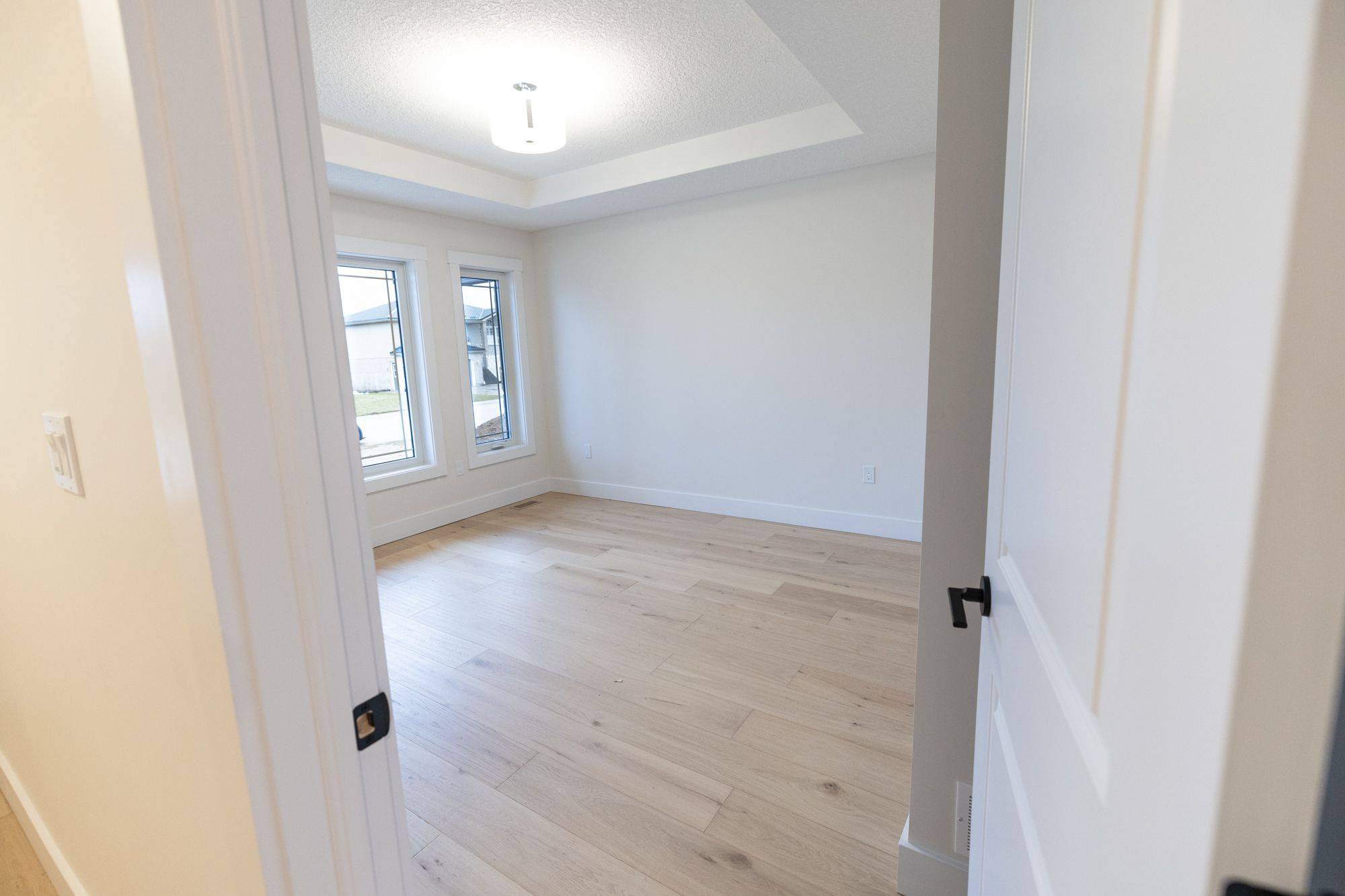 222 16th Avenue CRES, Hanover, ON N4N 3V3