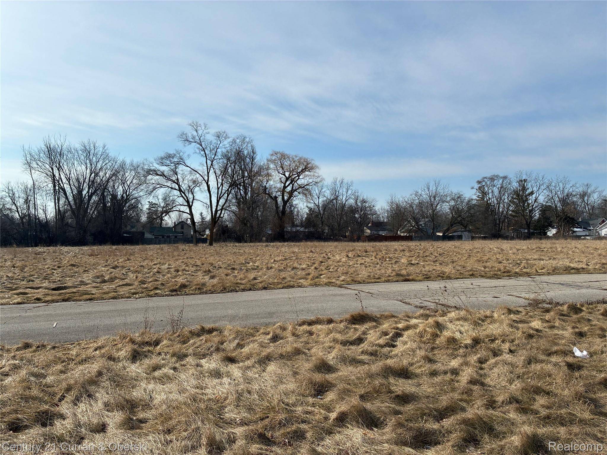 1413 Gratiot AVE, Saginaw, MI 48602