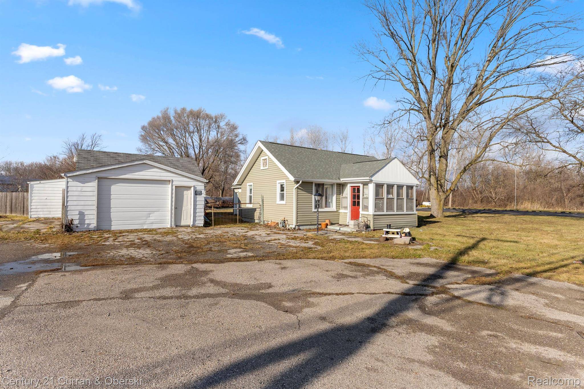 13011 TELEGRAPH RD, Ash Township, MI 48134