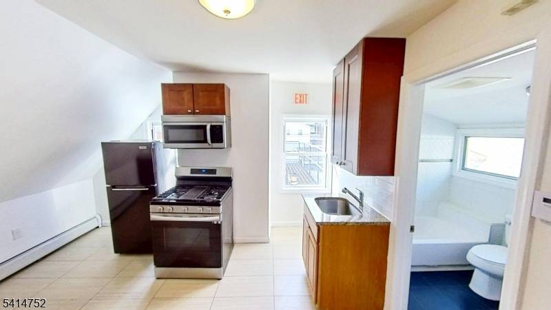 316 Summer Ave, Newark City, NJ 07104