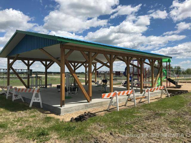 5 PARK AVE (48 AVE), Mayerthorpe, AB T0E 1N0