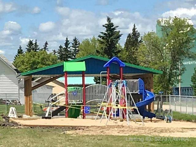 7 PARK AVE (48 AVE), Mayerthorpe, AB T0E 1N0