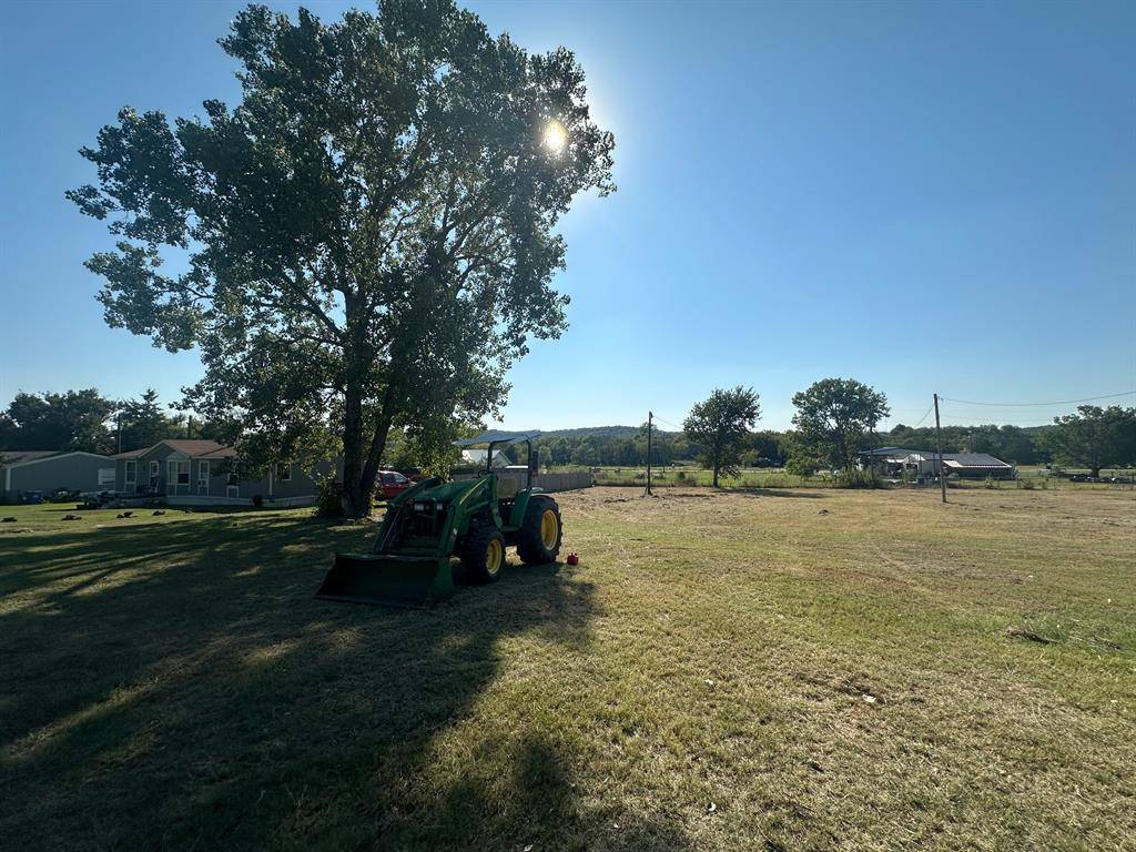 248 First Street, Oak Ridge, TX 76240