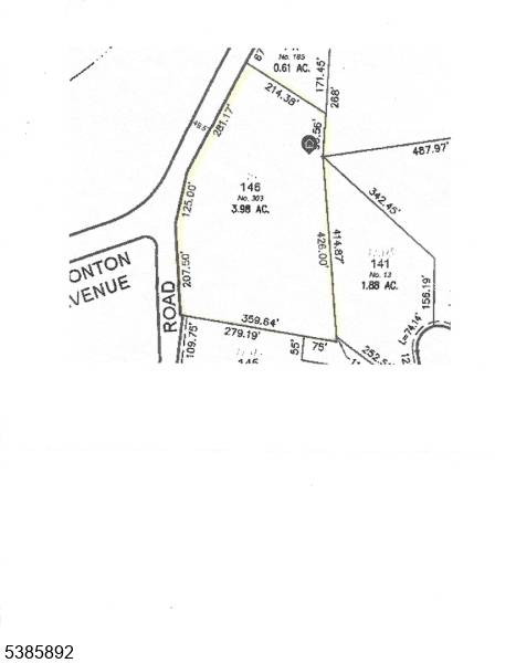 303 Brook Valley Rd, Kinnelon Boro, NJ 07405