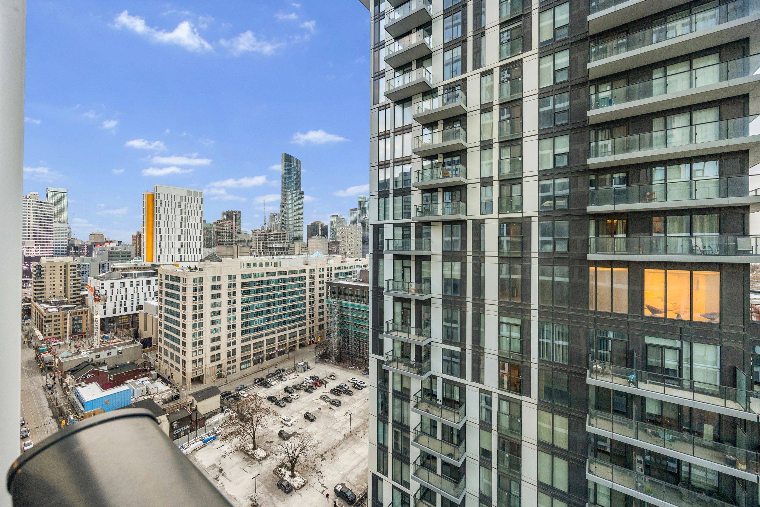 181 Dundas ST E #2201, Toronto C08, ON M5A 0N5