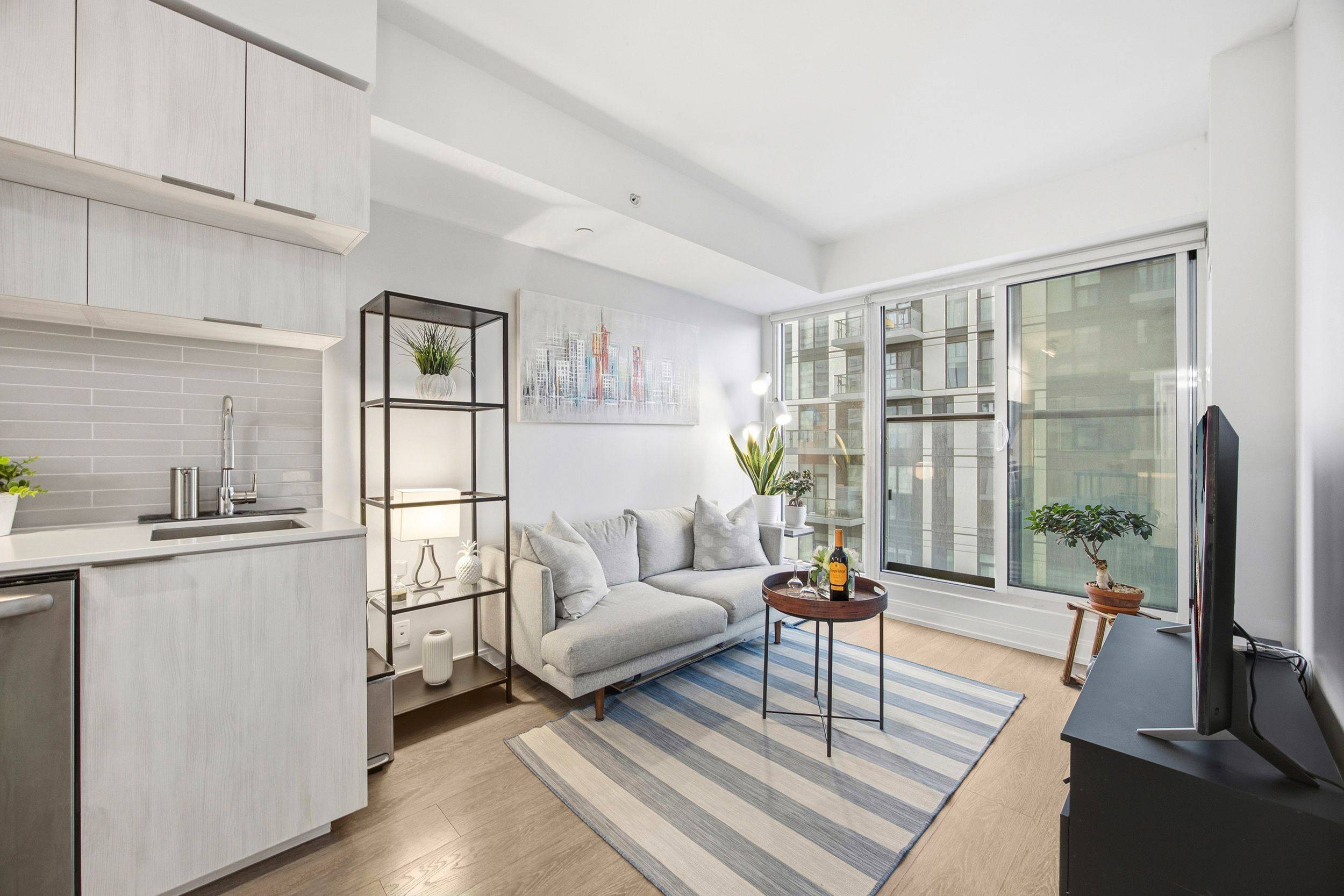 181 Dundas ST E #2201, Toronto C08, ON M5A 0N5
