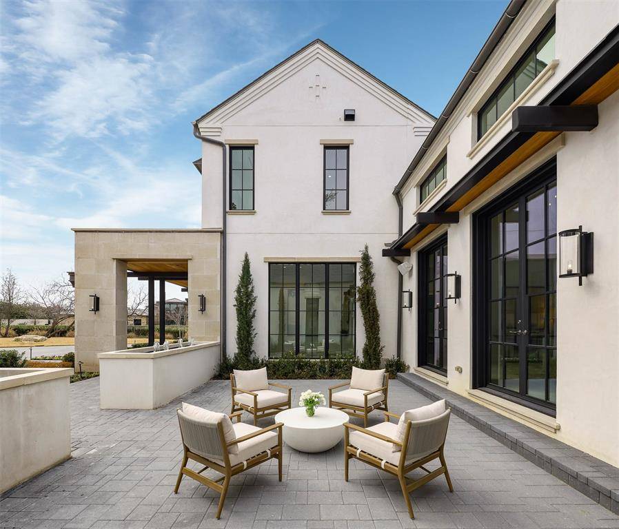 5531 Walnut Hill Lane, Dallas, TX 75229