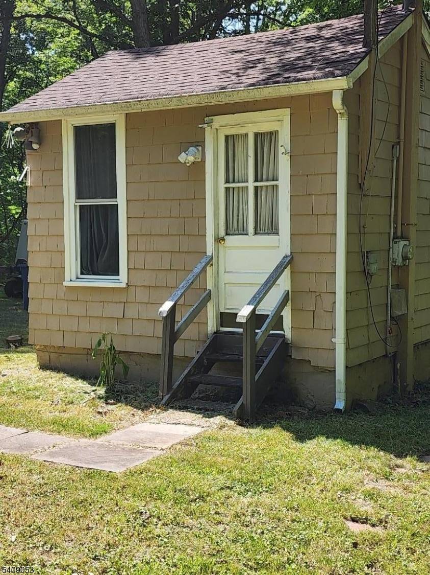 54 Ridge Road, East Amwell Twp., NJ 08525
