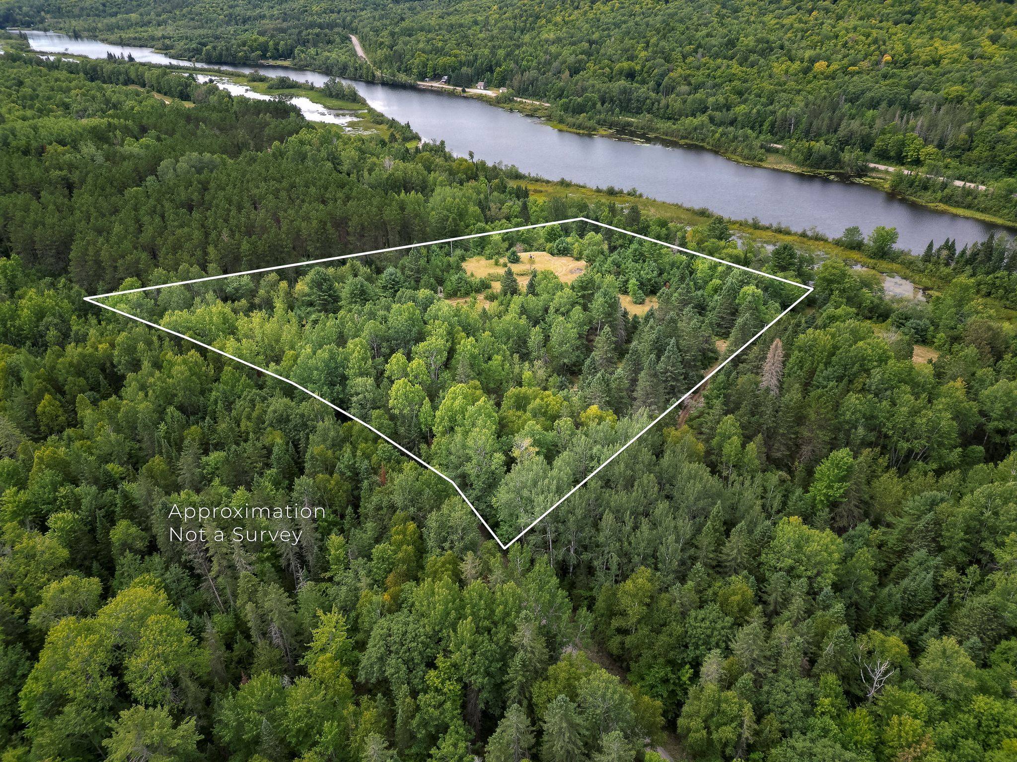 0 Flying Club RD, Greater Madawaska, ON K7R 2Z6