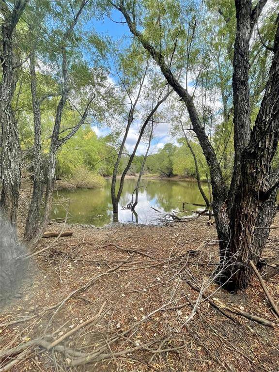 334 Greanead Road, Forestburg, TX 76239