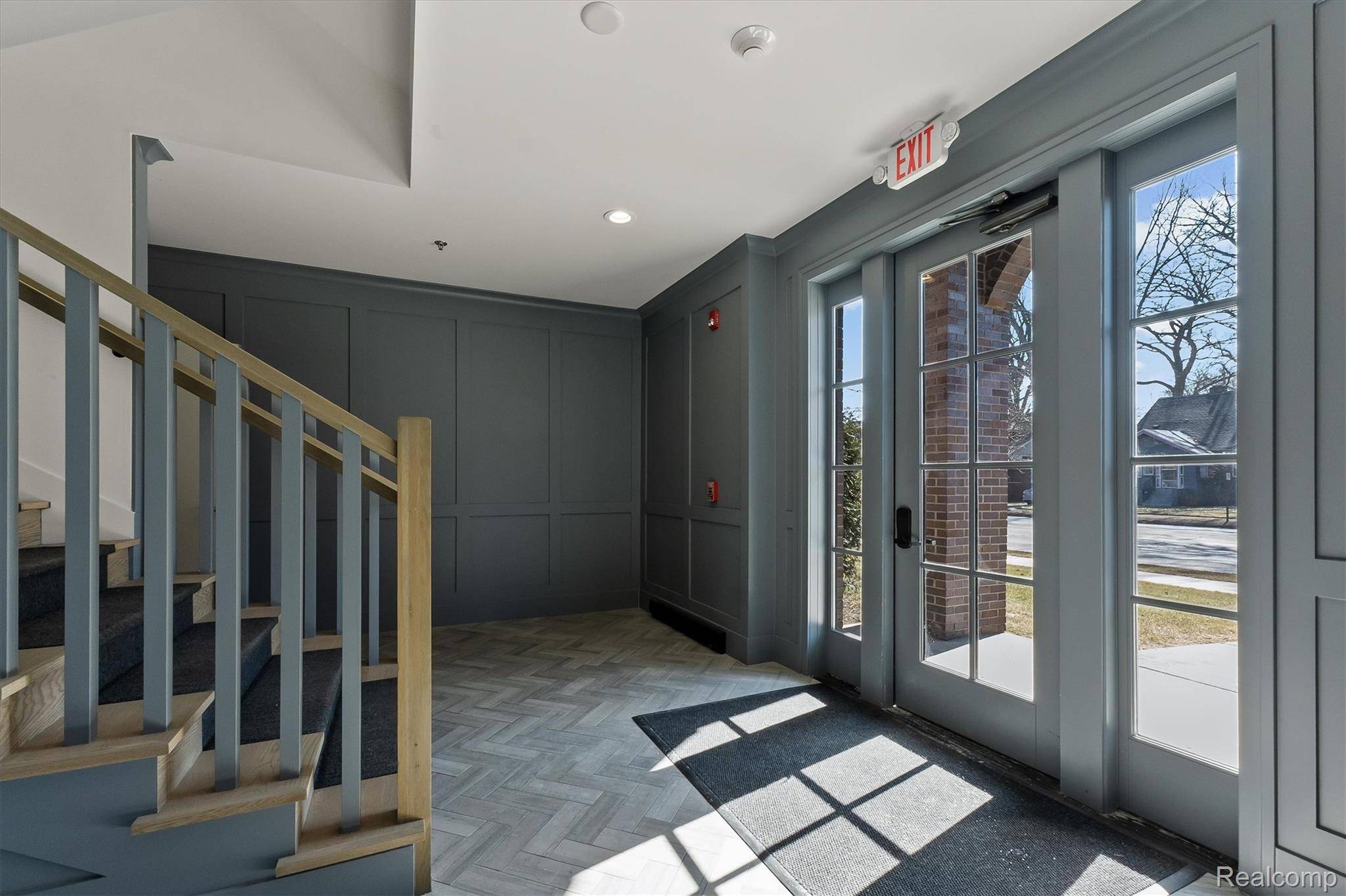 936 W 11 Mile RD, Royal Oak, MI 48067