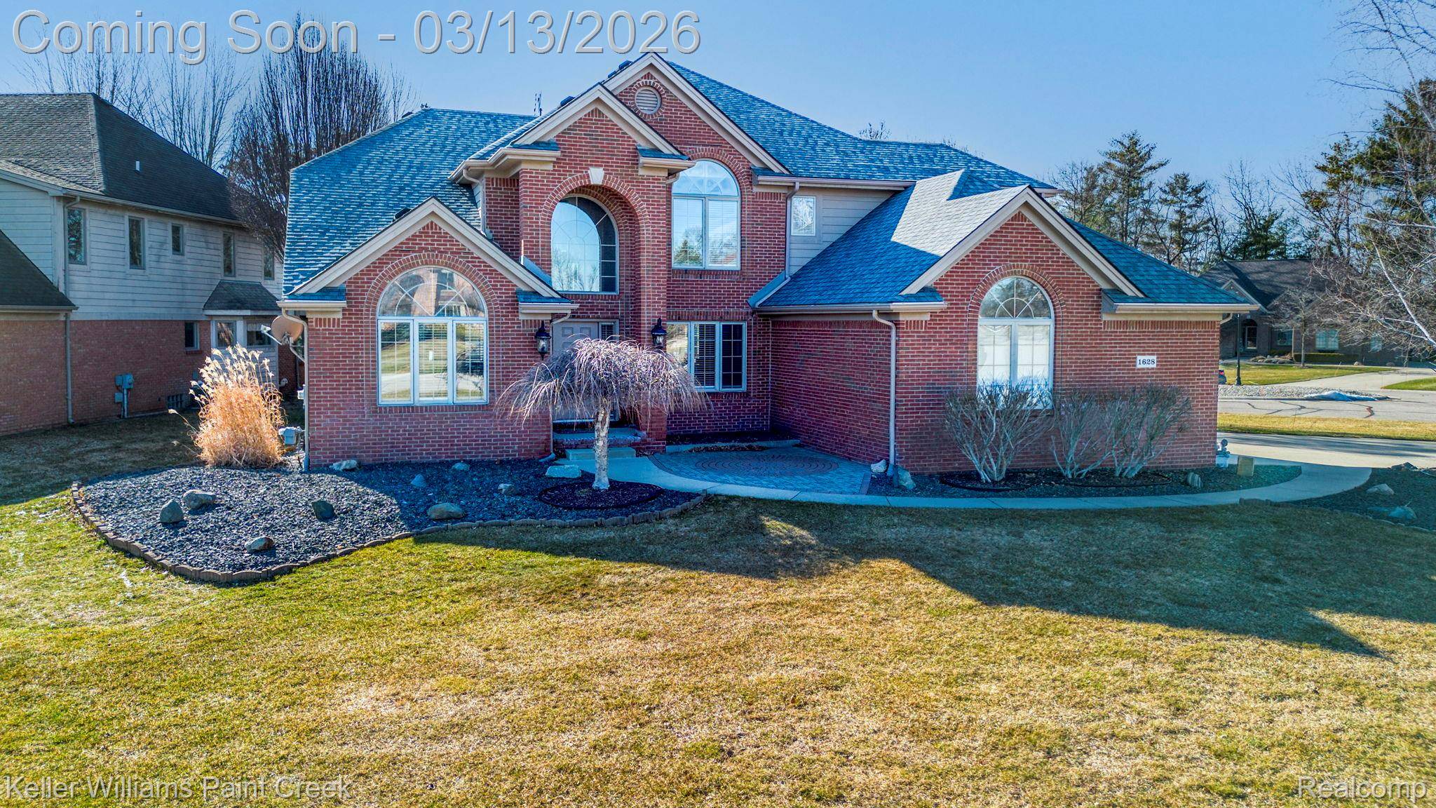 1628 Royal Birkdale DR W, Oxford Charter Township, MI 48371