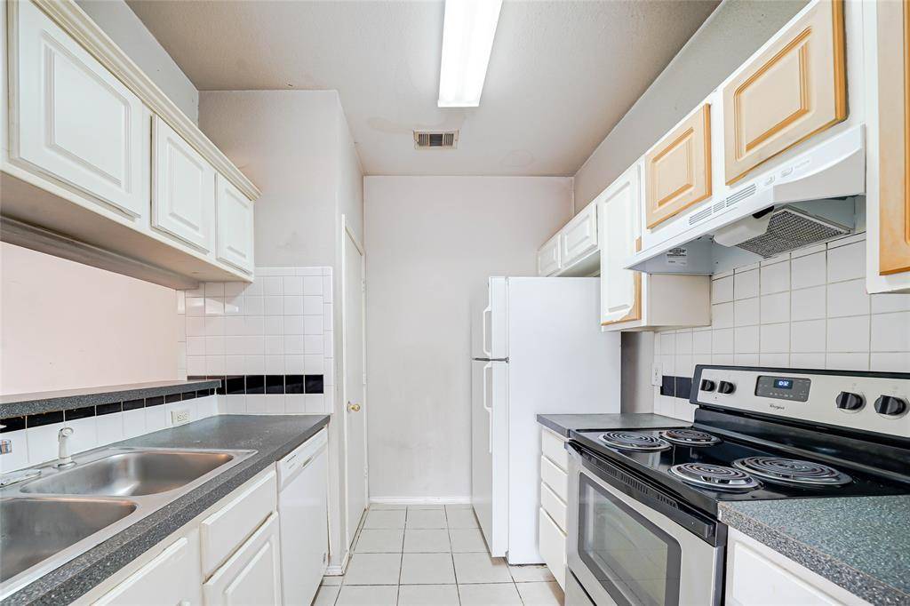 3946 Brandon Park Drive, Garland, TX 75044