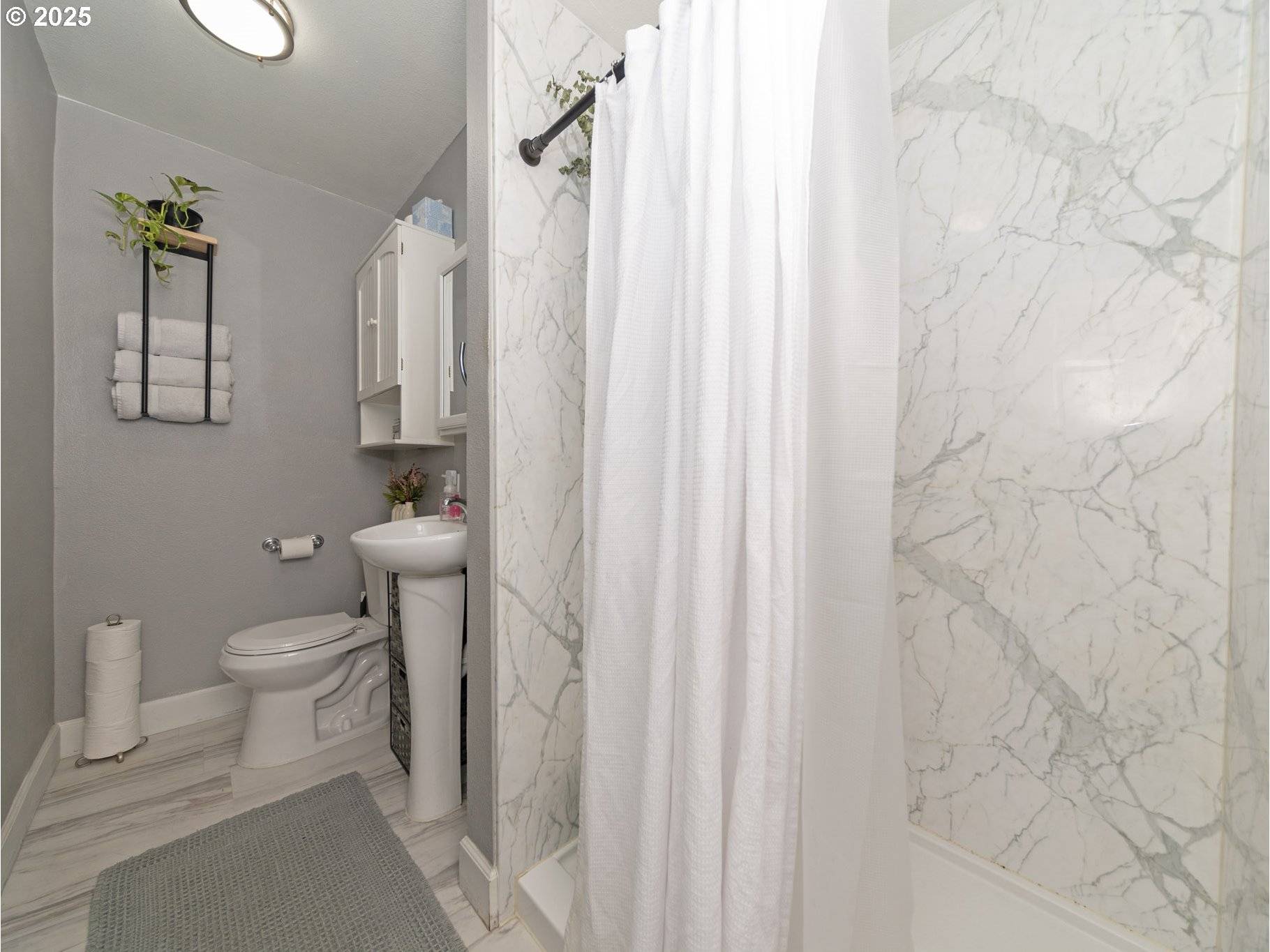 1142 CLATSOP ST, Vernonia, OR 97064