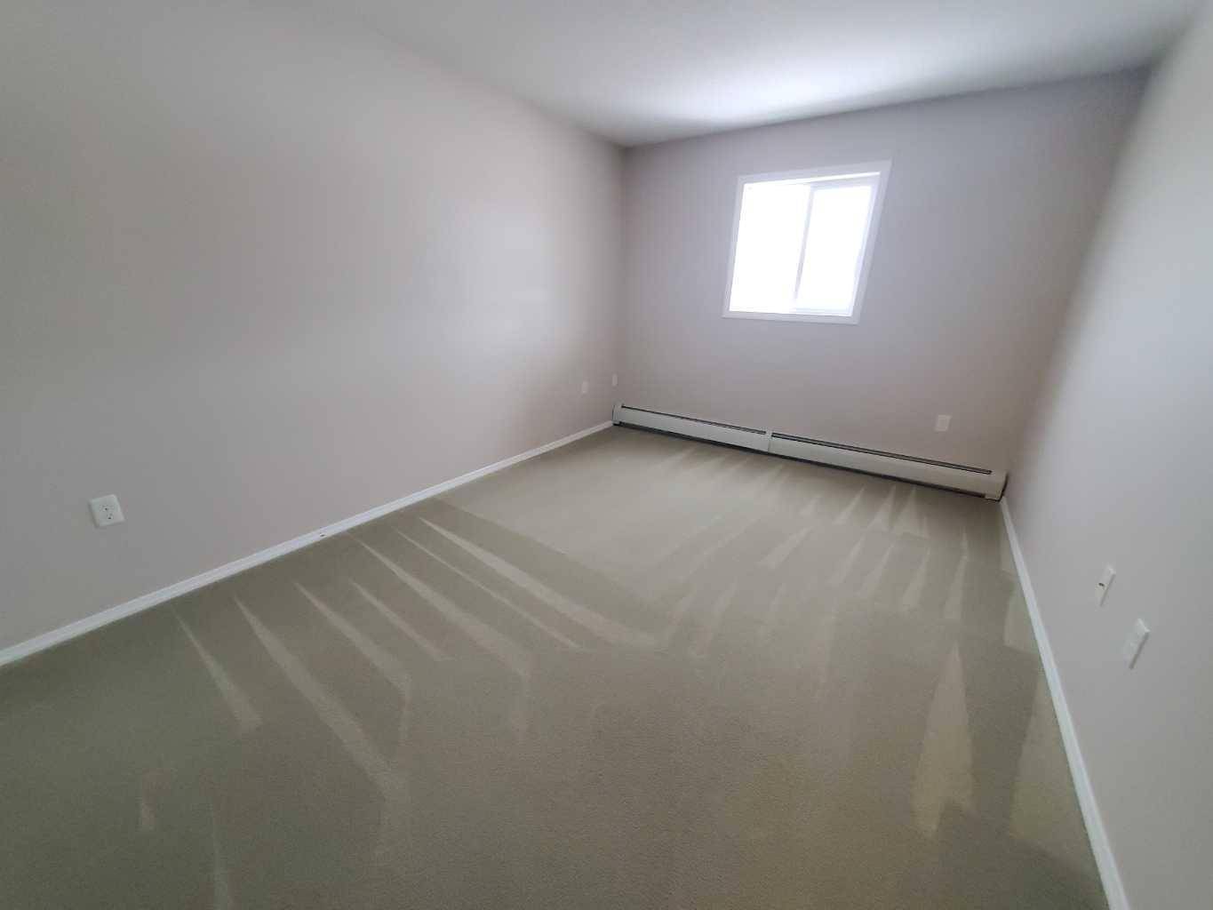 1615 41 Street #411, Edson, AB T7E 0A7