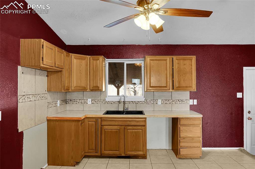 864 S Kline DR, Pueblo West, CO 81007