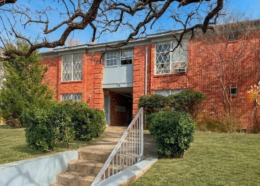 708 N MARSALIS, Dallas, TX 75203
