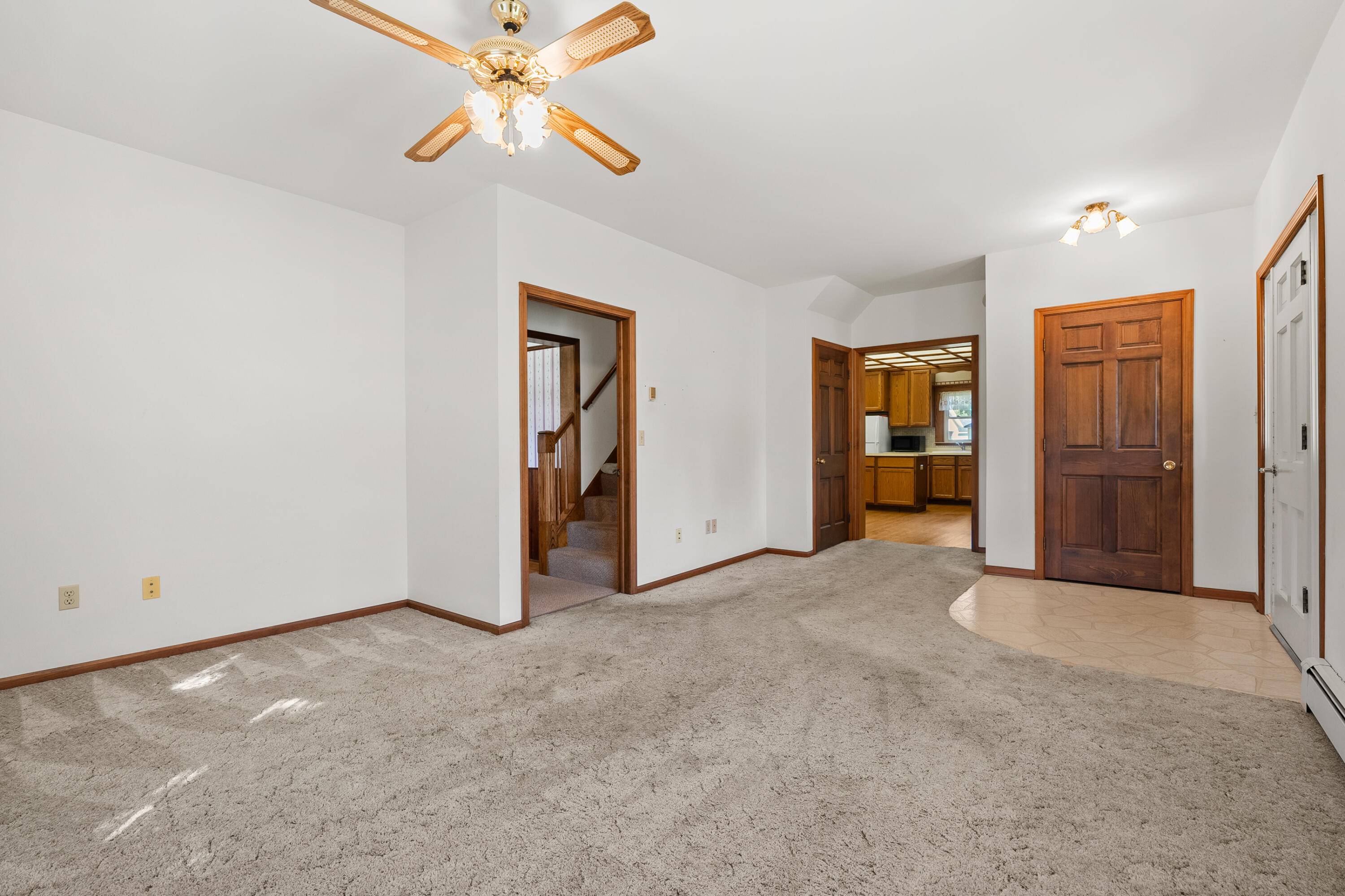 508 N Van Buren ST, Bloomingdale Vllg, MI 49026