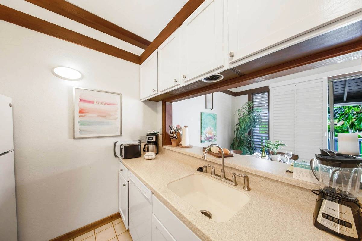 2253 POIPU RD #156, Koloa, HI 96756