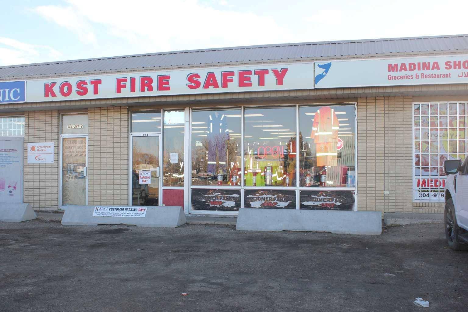 344 8 ST E, Brooks, AB T1R 0R6