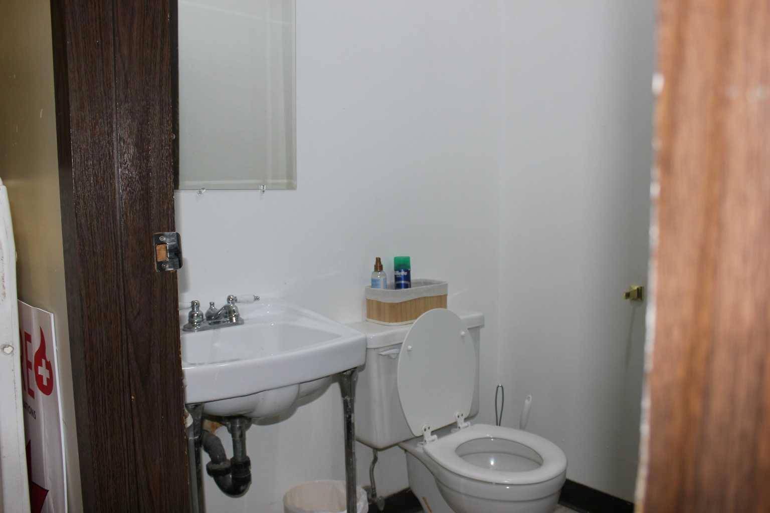 344 8 ST E, Brooks, AB T1R 0R6