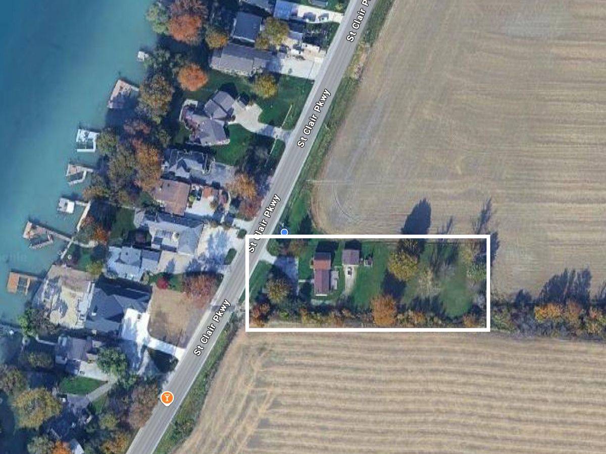 3104 St Clair Pkwy, St. Clair, ON N0P 1H0